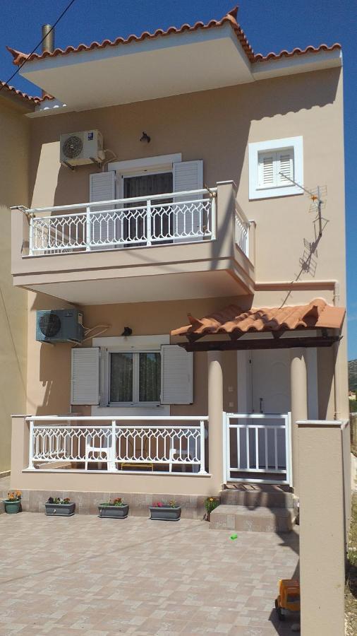 Toulas House Elika Bagian luar foto